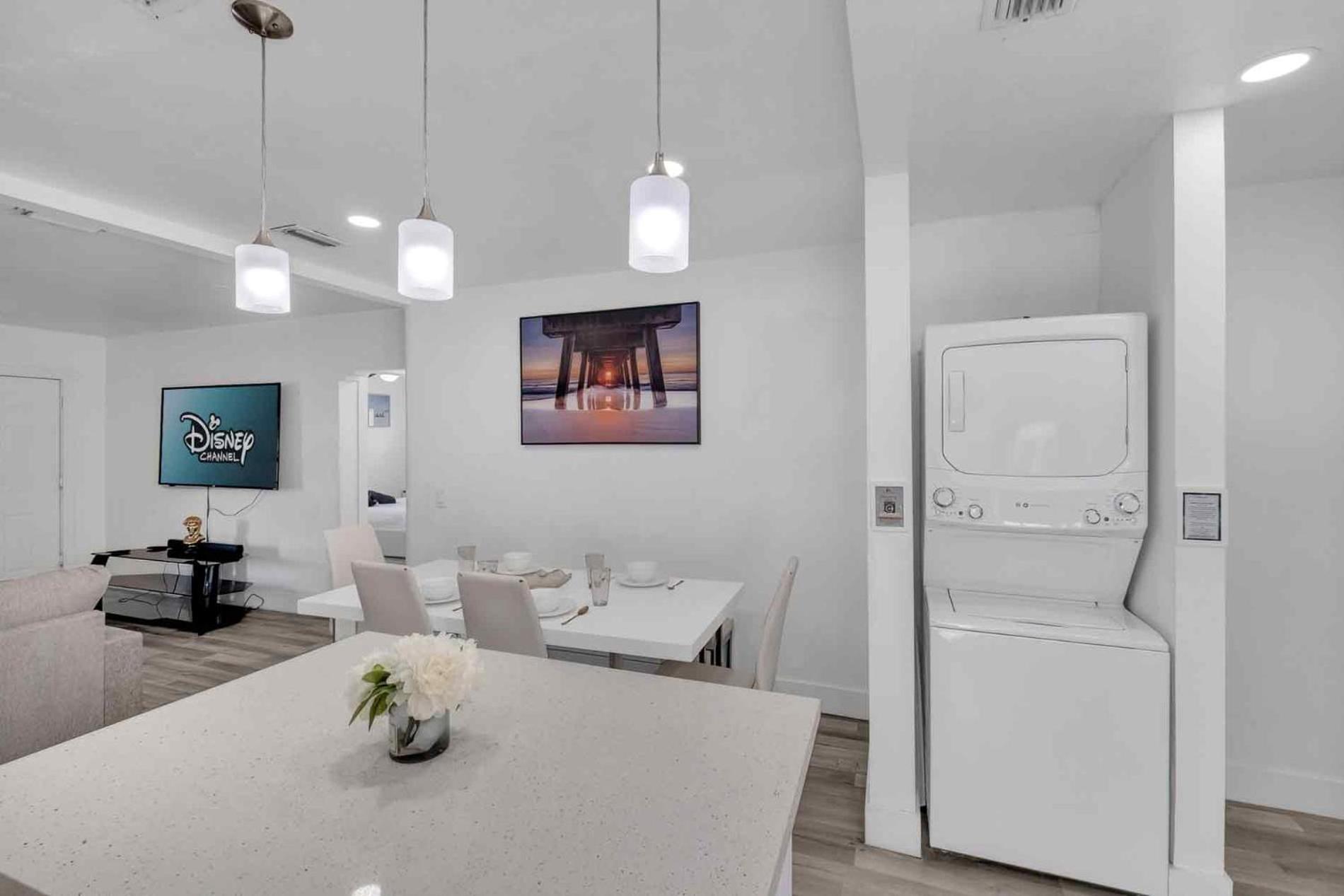 Happy House Miami! Same Name Everywhere - 3 Bedroom House - 1 King - 3 Queens Сasa de vacaciones